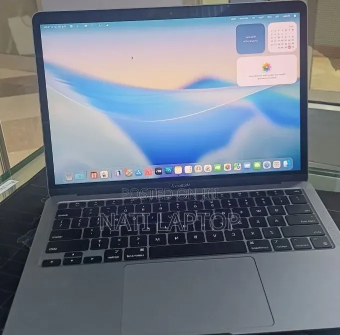 New Laptop Apple MacBook Air 2020 M1 8GB Apple M1 SSD 256GB