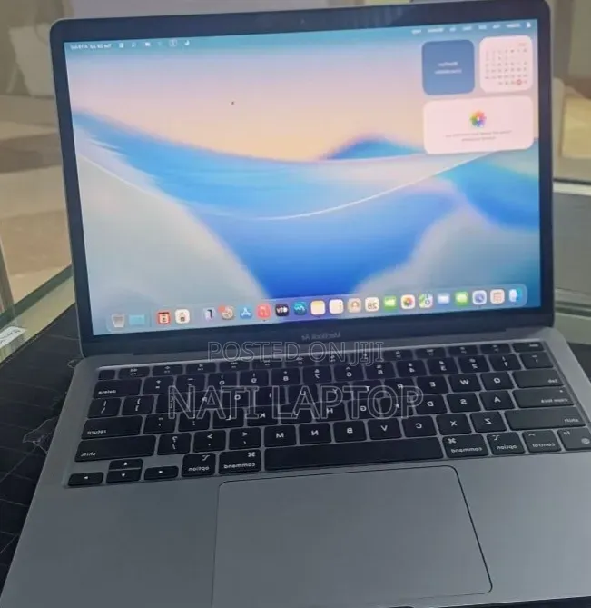 New Laptop Apple MacBook Air 2020 M1 8GB Apple M1 SSD 256GB
