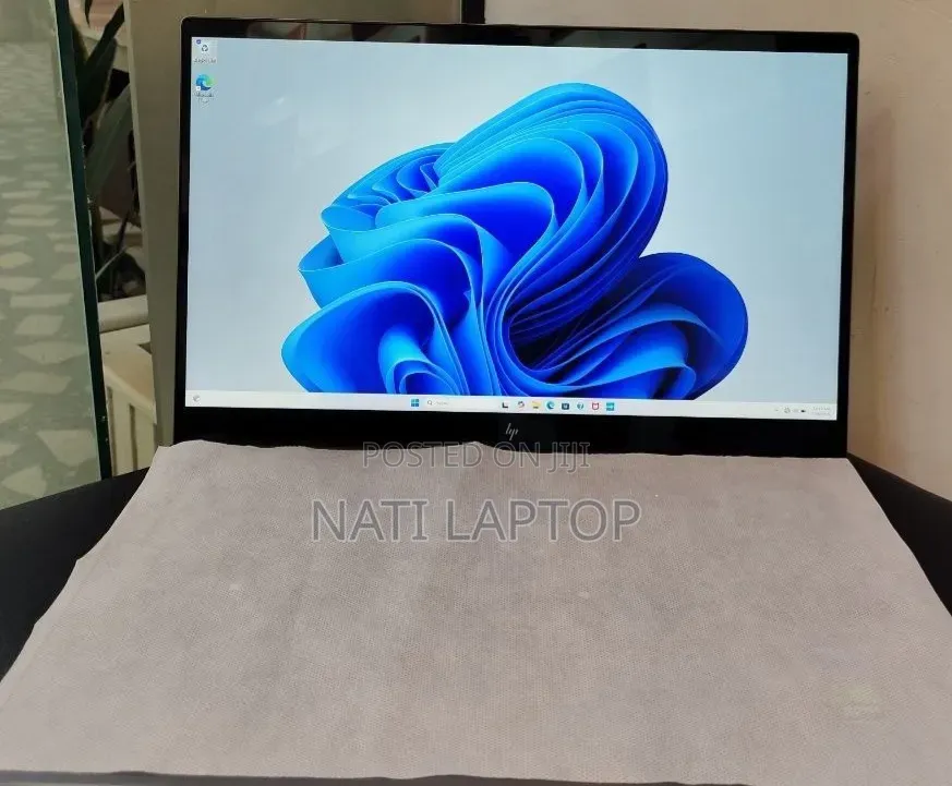 New Laptop HP 16GB Intel Core Ultra 7 SSD 1T