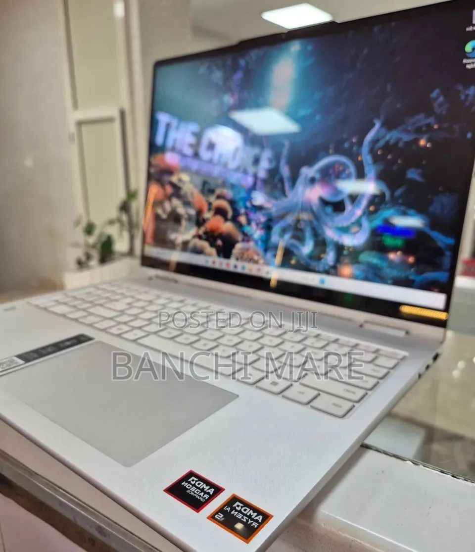 New Laptop Lenovo Yoga 7i 16GB AMD Ryzen 5 SSD 512GB