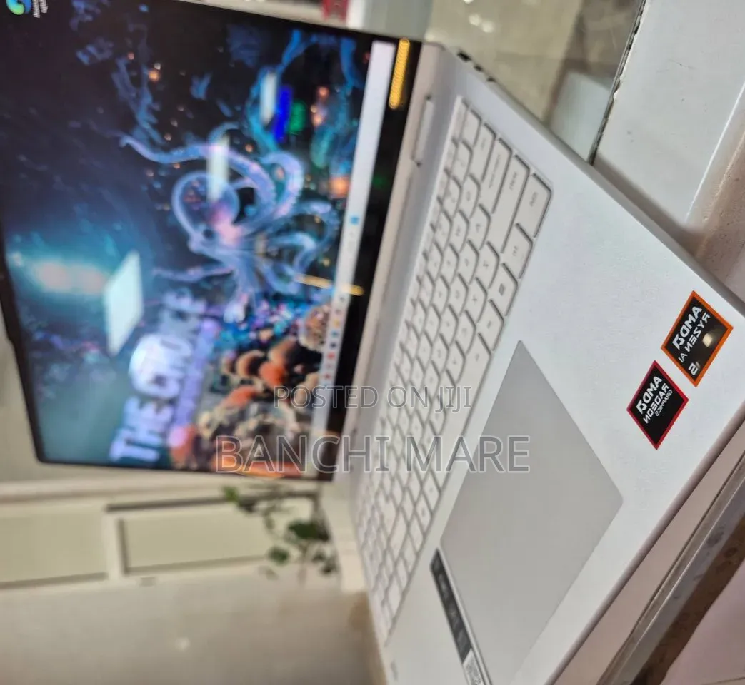 New Laptop Lenovo Yoga 7i 16GB AMD Ryzen 5 SSD 512GB