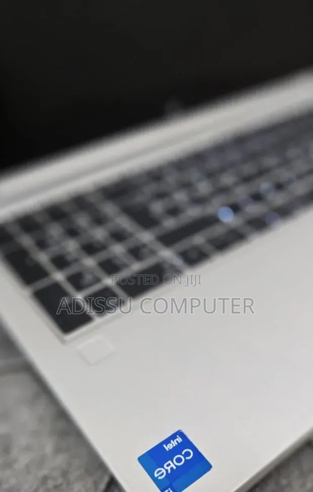 New Laptop HP EliteBook 850 G8 16GB Intel Core i7 SSD 512GB