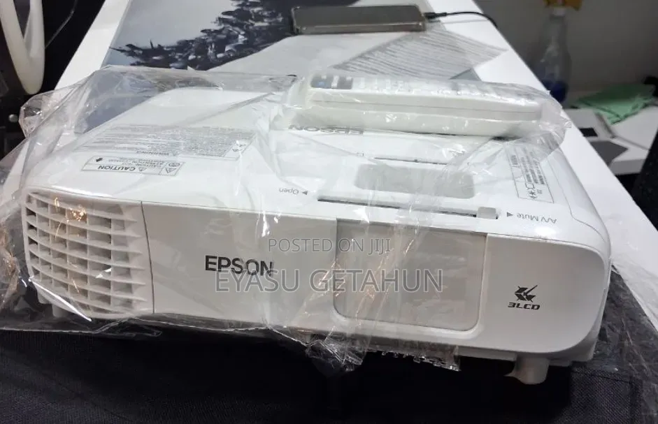 BRAND NEW EPSON Projector 
Has Remote 
Model Name: EB-x39