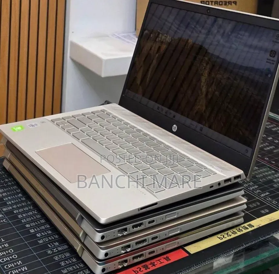 New Laptop HP Pavilion 14 8GB Intel Core i5 SSD 512GB