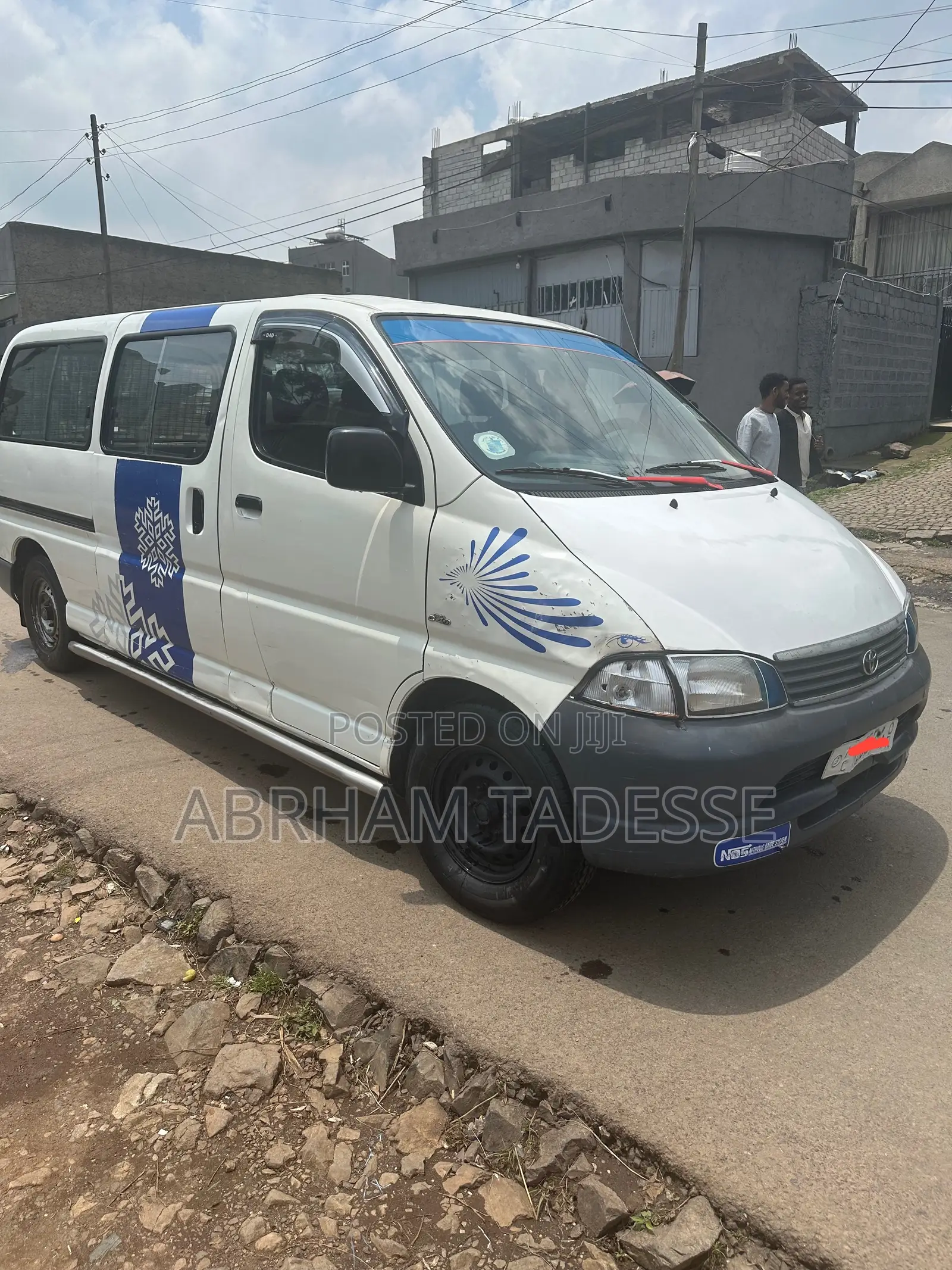 Toyota HiAce 2006 White