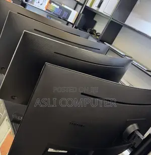 Samsung Curved Monitor
