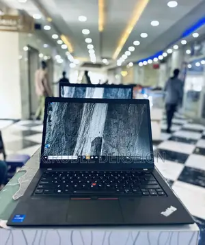 New Laptop Lenovo ThinkPad T14 16GB Intel Core i7 SSD 512GB