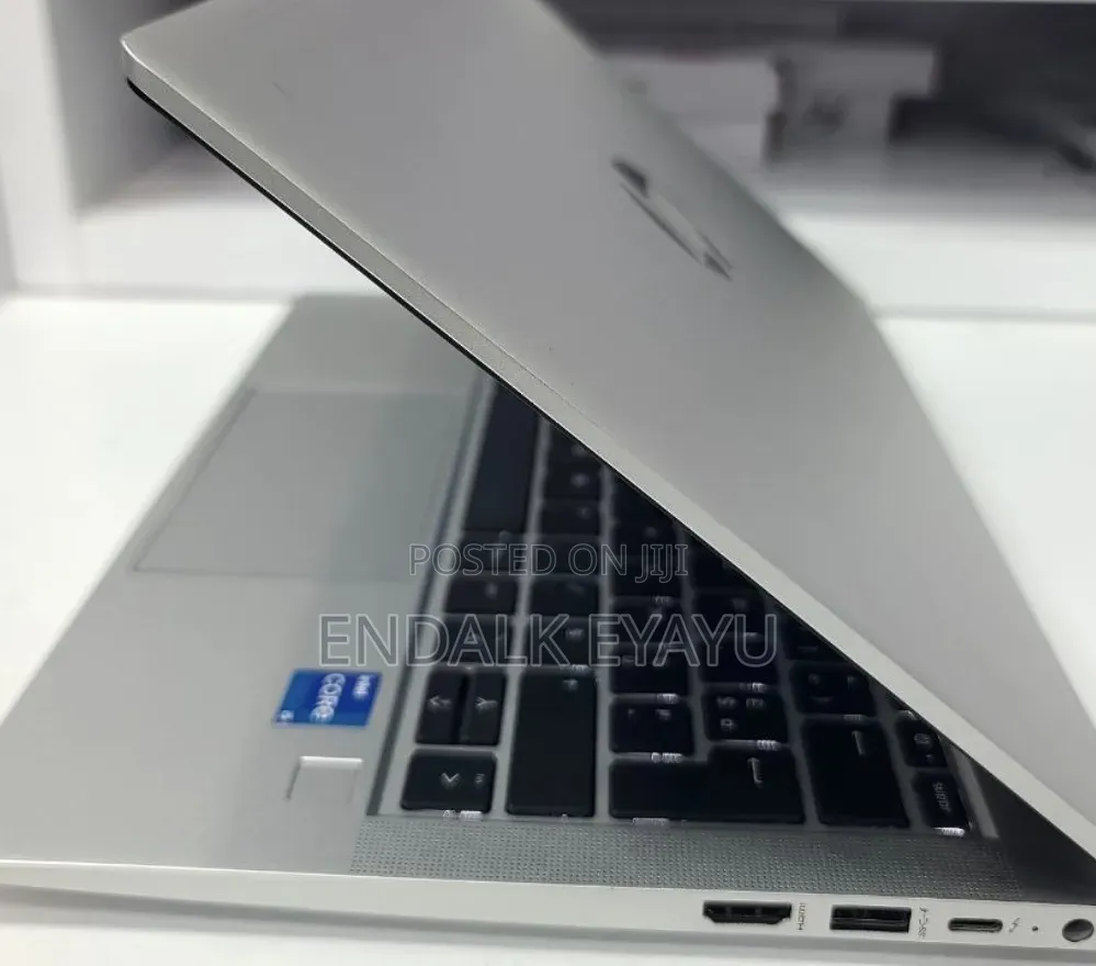 New Laptop HP 630 16GB Intel Core i5 SSD 512GB