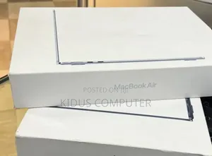 New Laptop Apple MacBook Air 2026 M5 16GB Apple M3 SSD 512GB
