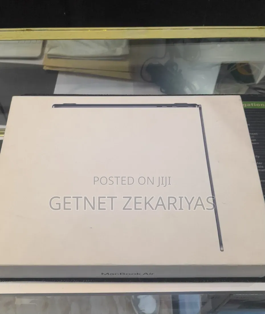 New Laptop Apple MacBook Air 16GB Apple M4 SSD 1T