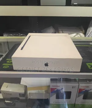 New Laptop Apple MacBook Air 16GB Apple M4 SSD 1T