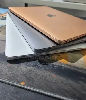 New Laptop Apple MacBook 8GB Apple M1 SSD 256GB