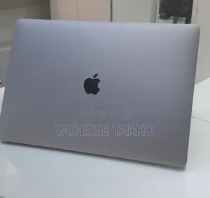 New Laptop Apple MacBook Pro 2017 16GB Intel Core i7 SSD 512GB