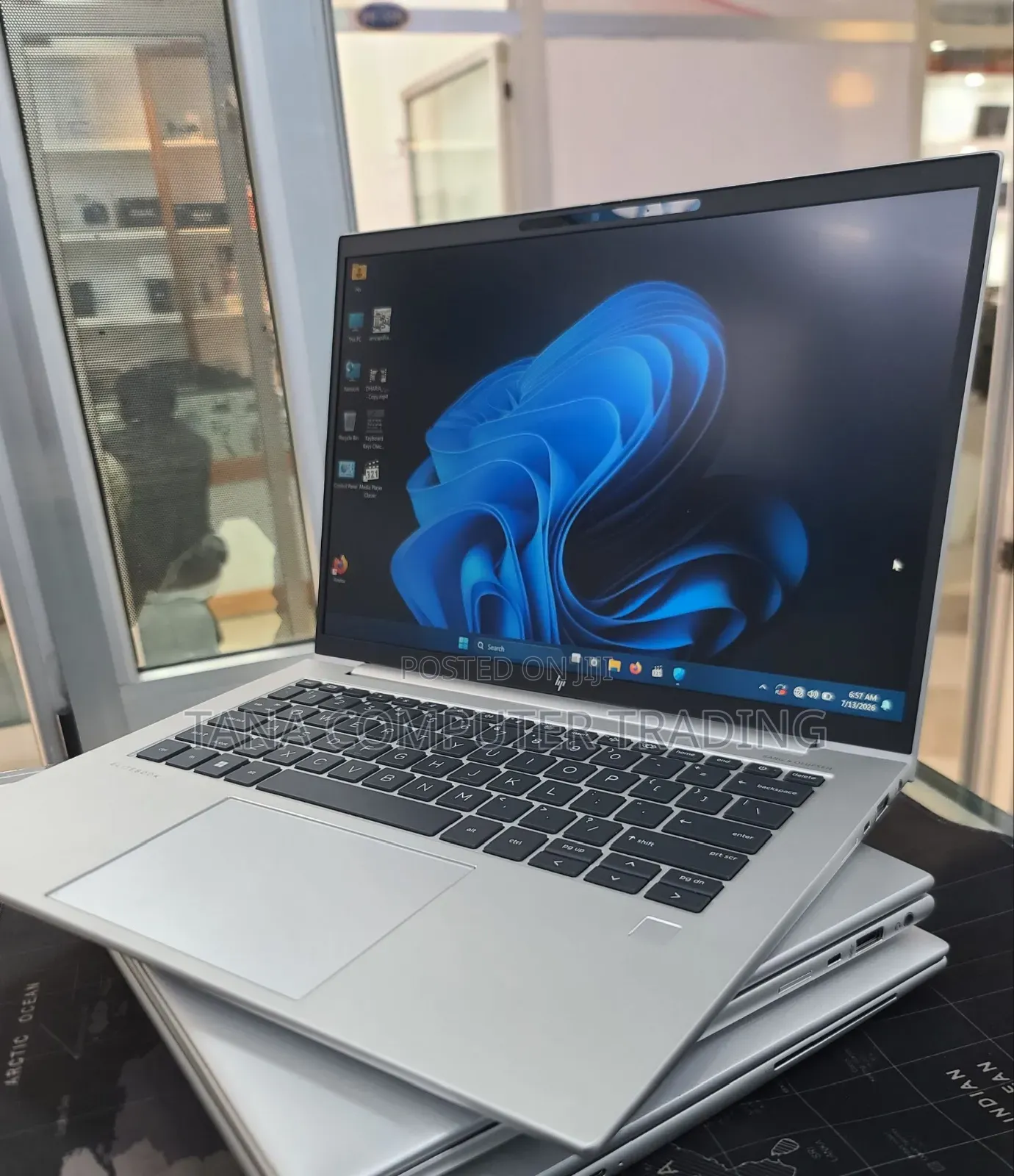 New Laptop HP EliteBook 840 G10 16GB Intel Core i7 SSD 512GB