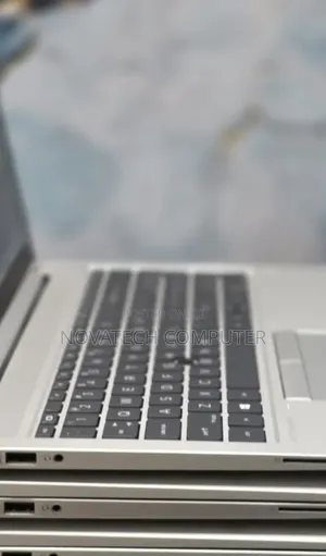 Laptop HP EliteBook 850 G8 16GB Intel Core i7 SSD 512GB