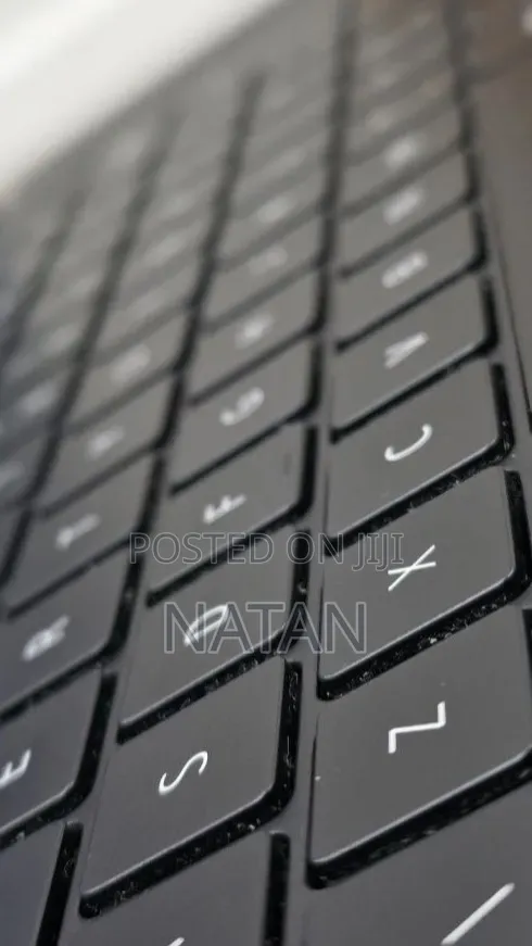 New Laptop Dell Precision 5560 16GB Intel Core i7 SSD 512GB