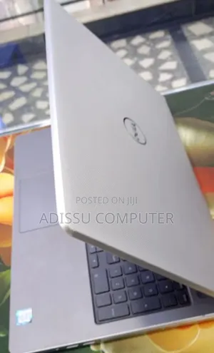New Laptop Dell XPS 15 8GB Intel Core i5 SSD 1T