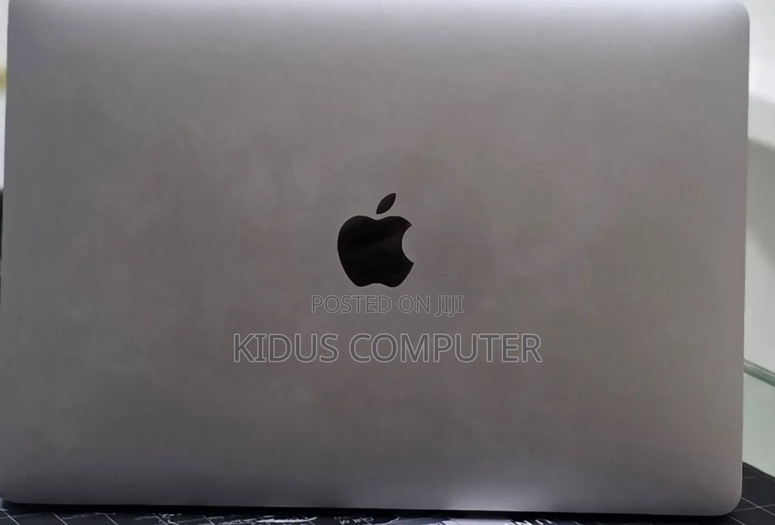 New Laptop Apple MacBook Pro 2017 16GB Intel Core i5 SSD 512GB