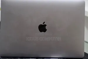 New Laptop Apple MacBook Pro 2017 16GB Intel Core i5 SSD 512GB