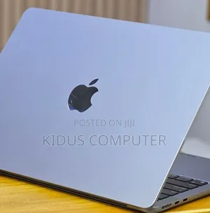New Laptop Apple MacBook Air 2023 M2 8GB Apple M2 SSD 256GB