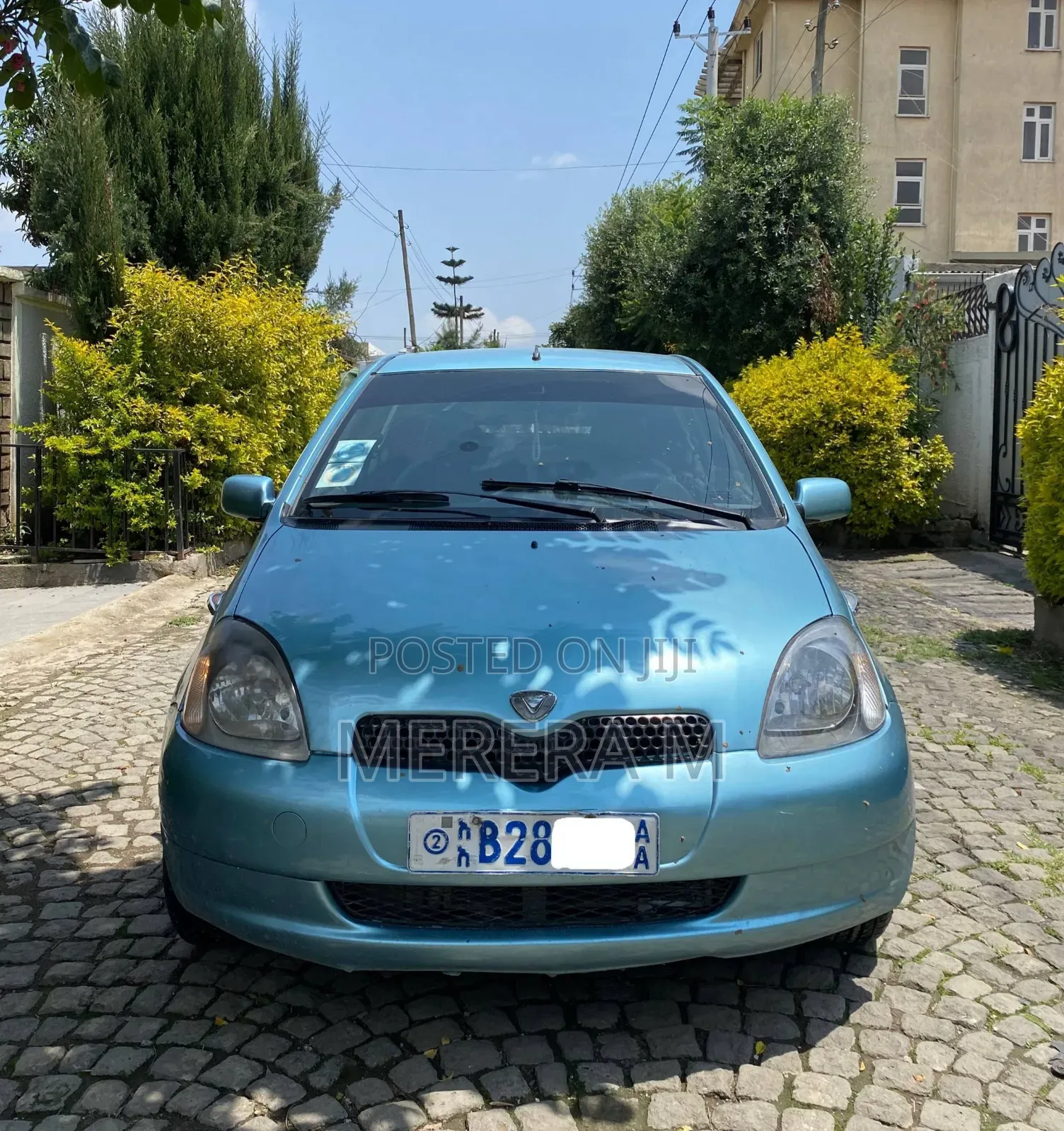 Toyota Vitz 2001