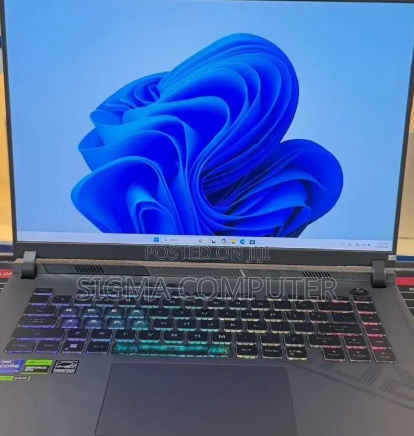 New Laptop Asus ROG Strix G16 G614 16GB Intel Core i9 SSD 1T