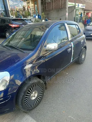 Toyota Vitz 1999 Blue