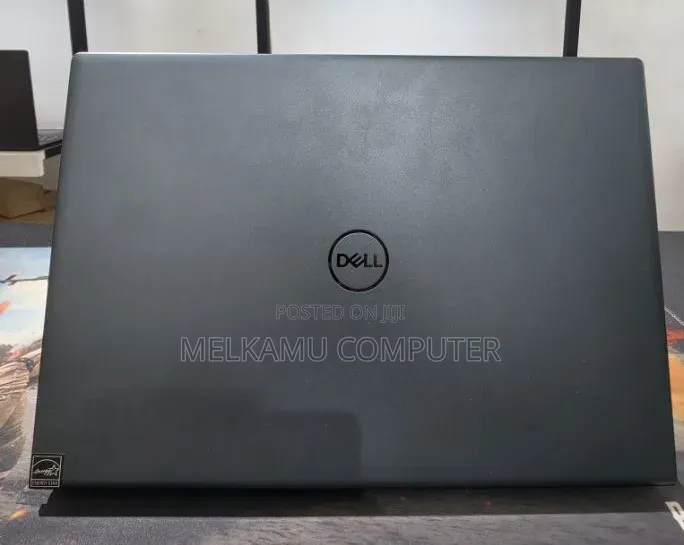 New Laptop Dell Inspiron 15 16GB Intel Core i7 SSD 512GB