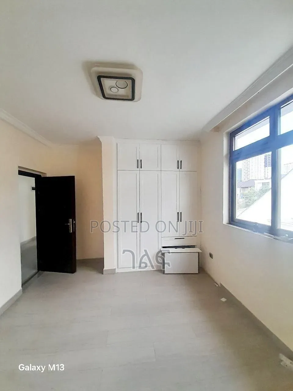 3bdrm Villa in በአስቸኳይ የሚሸጥ ዘመናዊ ቪላ, Bole for sale