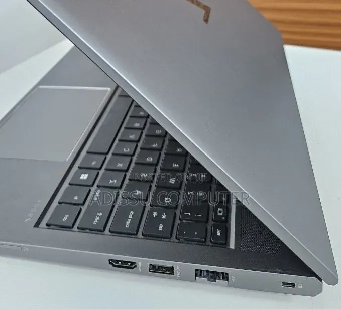 New Laptop HP ZBook 15 16GB Intel Core i7 SSD 1T