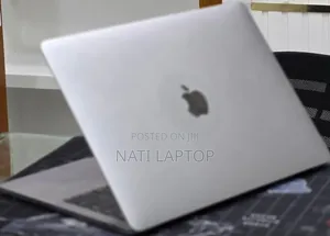 New Laptop Apple MacBook Pro 2017 16GB Intel Core i5 SSD 512GB