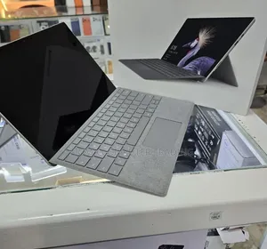 New Laptop Microsoft Surface 8GB Intel Core i5 SSD 128GB
