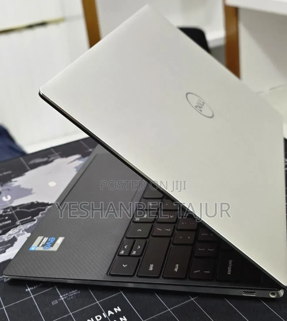 New Laptop Dell XPS 13 16GB Intel Core i7 SSD 512GB