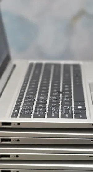 New Laptop Lenovo Thinkbook 14 8GB Intel Core i5 SSD 512GB