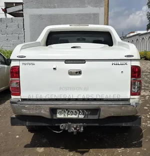 Toyota Hilux 2012