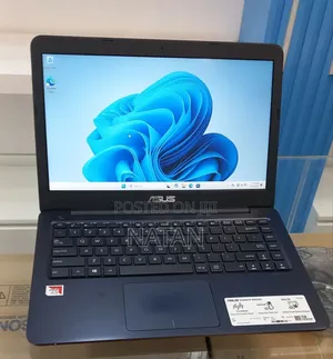 New Laptop Asus A555LA 8GB AMD A8 SSD 256GB