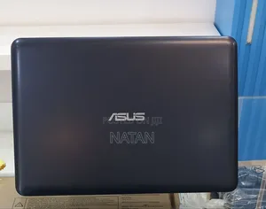 New Laptop Asus A555LA 8GB AMD A8 SSD 256GB