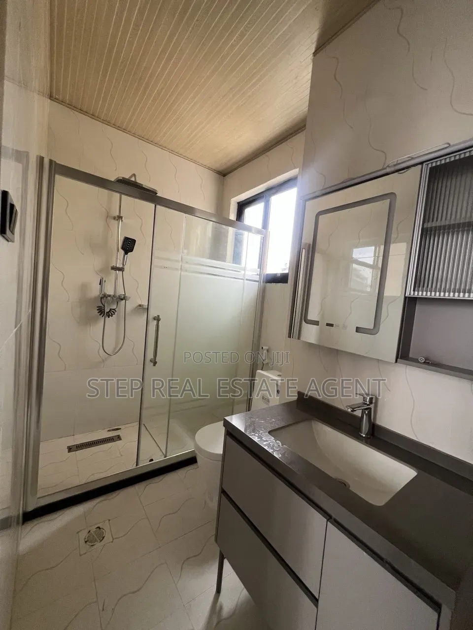 2bdrm Apartment in Welosefer, Bole for rent