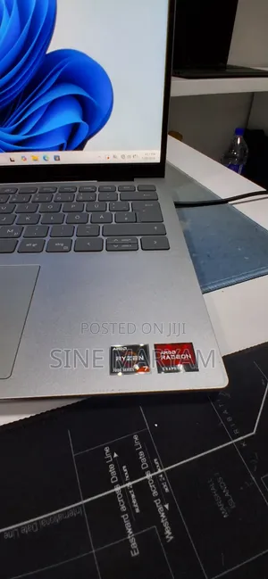 New Laptop Dell Inspiron 14 16GB AMD Ryzen 7 SSD 512GB