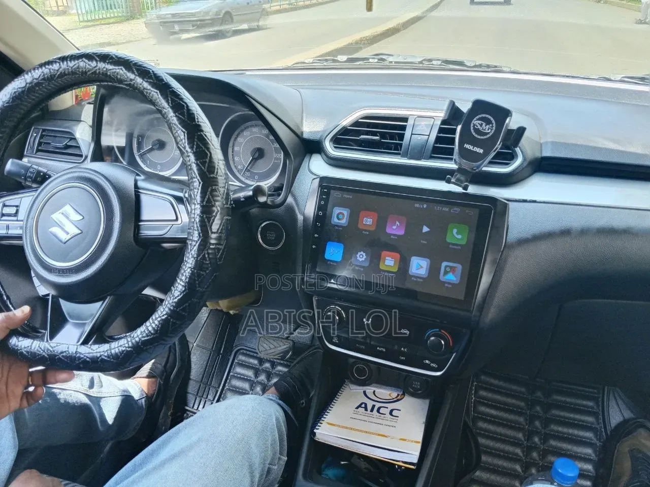 Suzuki Dzire 2022 Silver