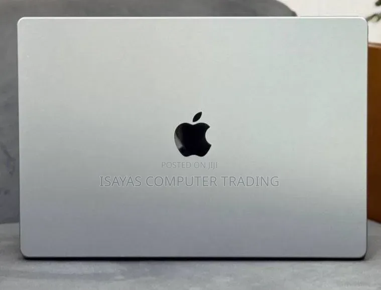 New Laptop Apple MacBook Pro 2021 M1 32GB Apple M1 Pro SSD 512GB