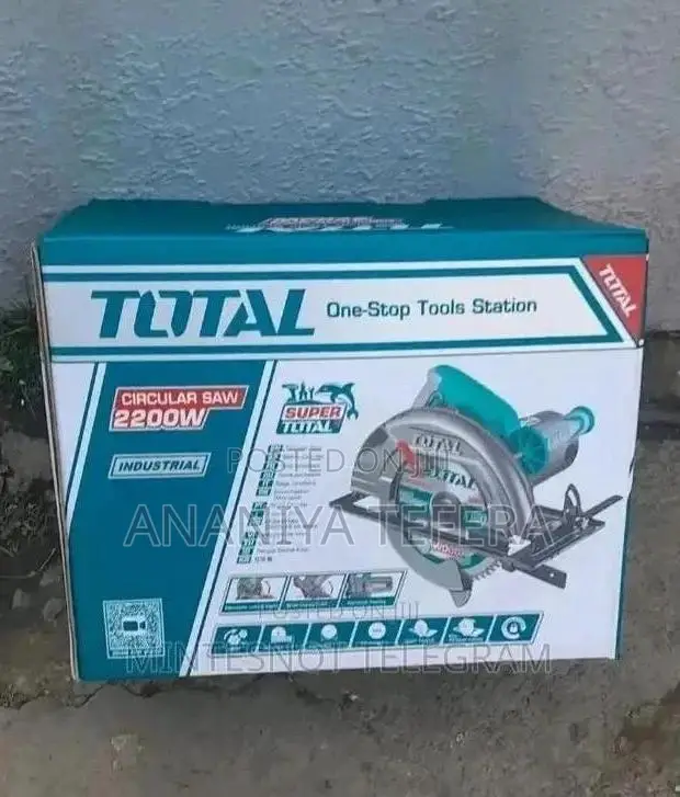 Original TOTAL Industrial Circular Saw 2200 (Brand New)