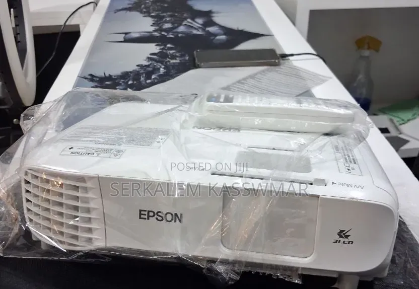 BRAND NEW EPSON Projector 
Has Remote 
Model Name: EB-x3
