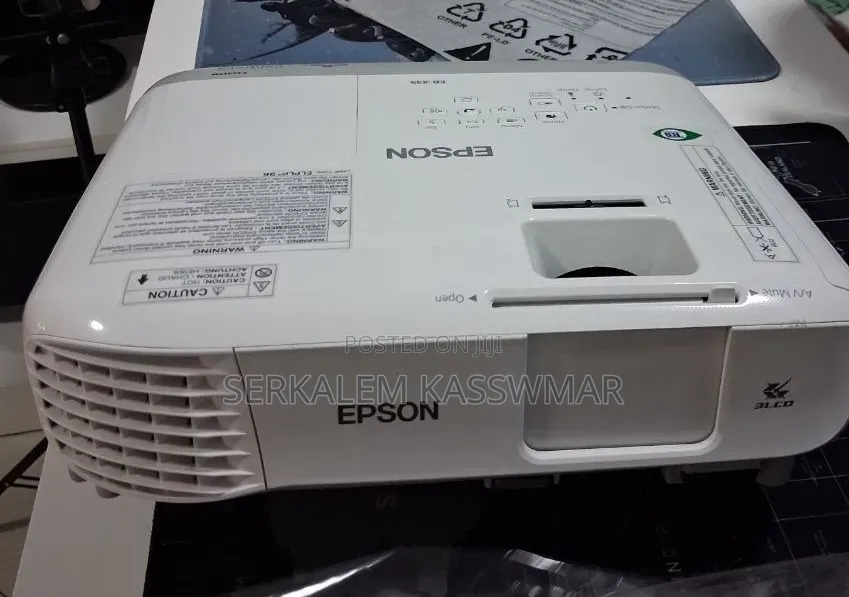 BRAND NEW EPSON Projector 
Has Remote 
Model Name: EB-x3