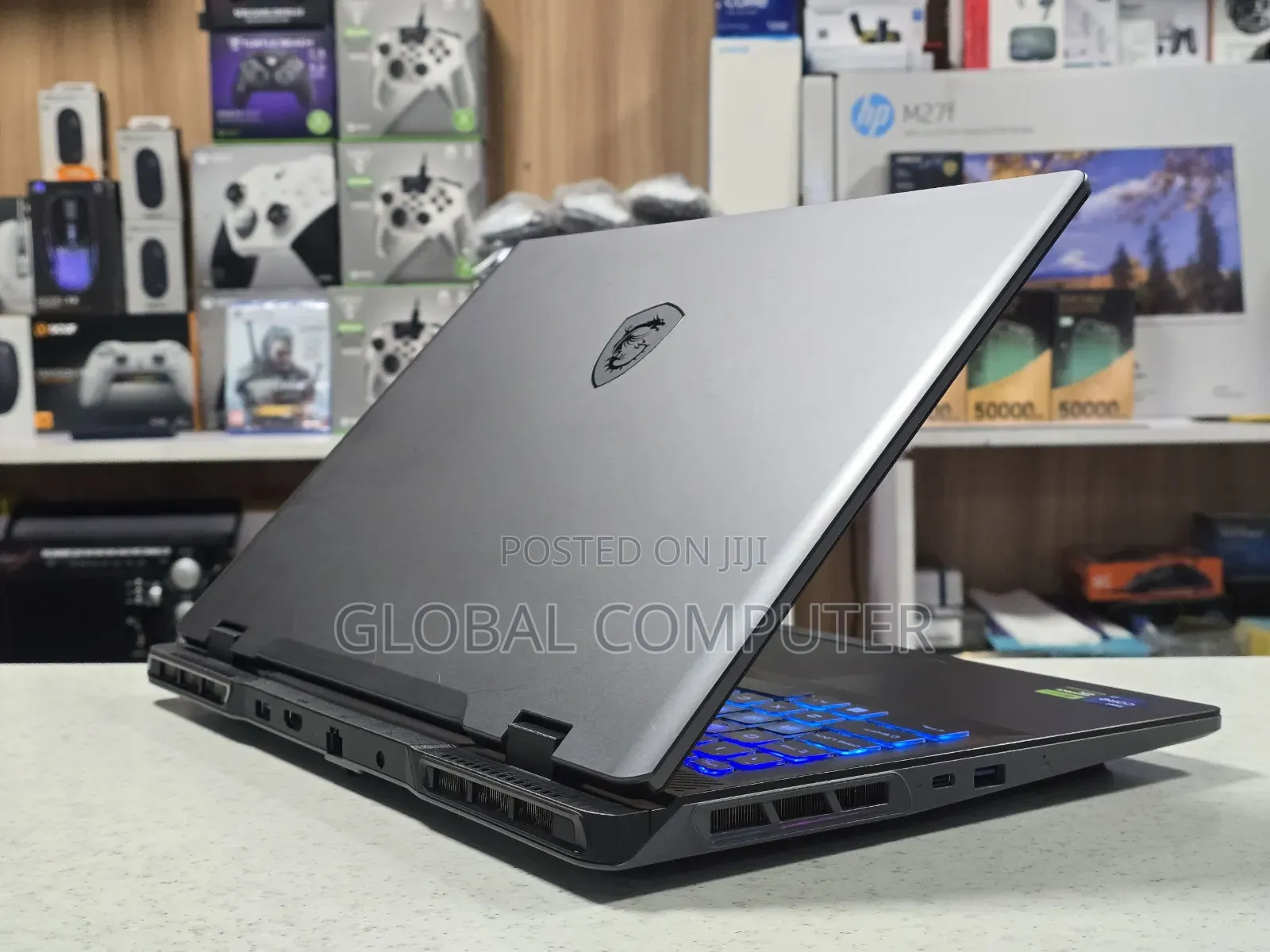 New Laptop MSI GP75 Leopard 16GB Intel Core i7 SSD 1T