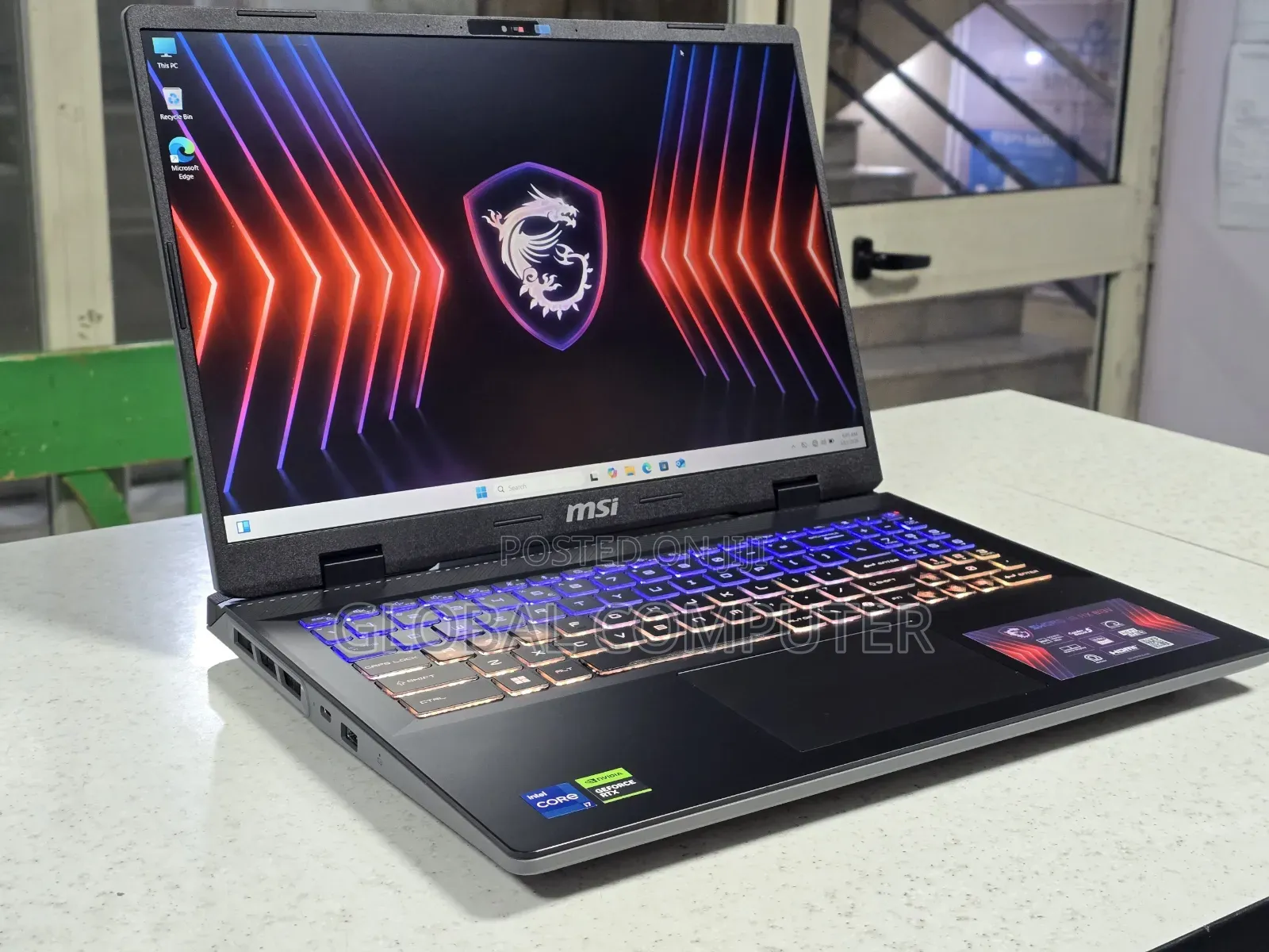 New Laptop MSI GP75 Leopard 16GB Intel Core i7 SSD 1T