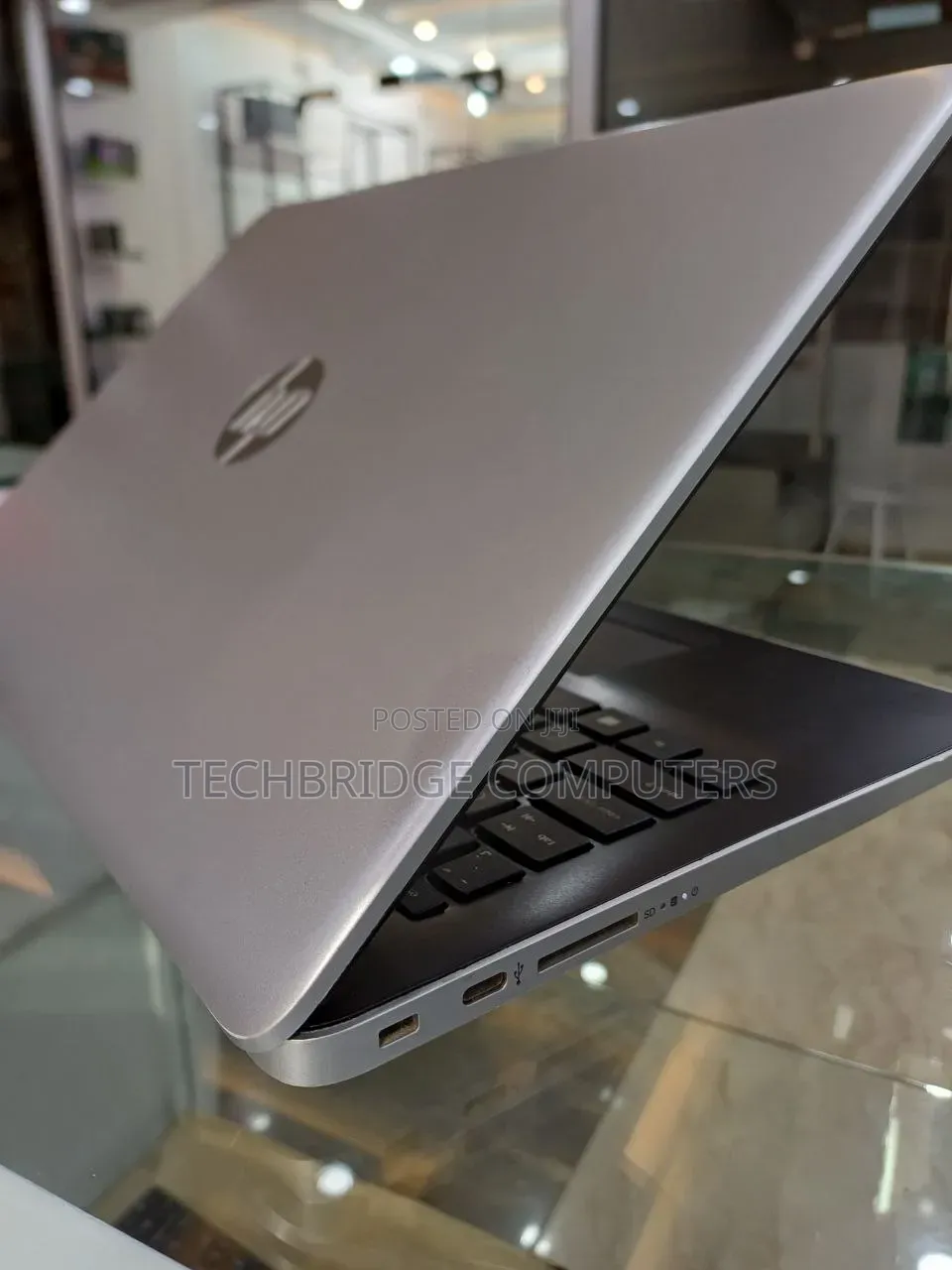 Laptop HP 14-dq1025cl 8GB Intel Core i5 HDD+SSD 1T