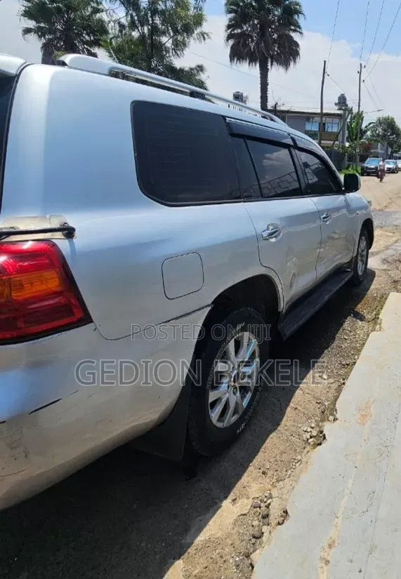 Toyota Land Cruiser 2008 Silver