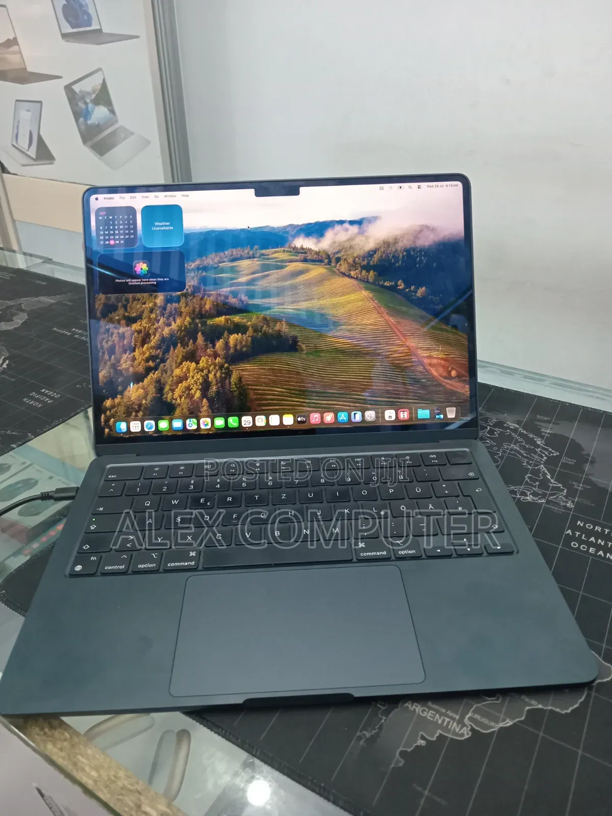 New Laptop Apple MacBook Air 2022 M2 16GB Apple M2 SSD 512GB