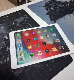 New Apple iPad Air 64 GB